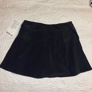 NWT Lululemon Black Peak Pleat HR Tennis Skirt Size 4